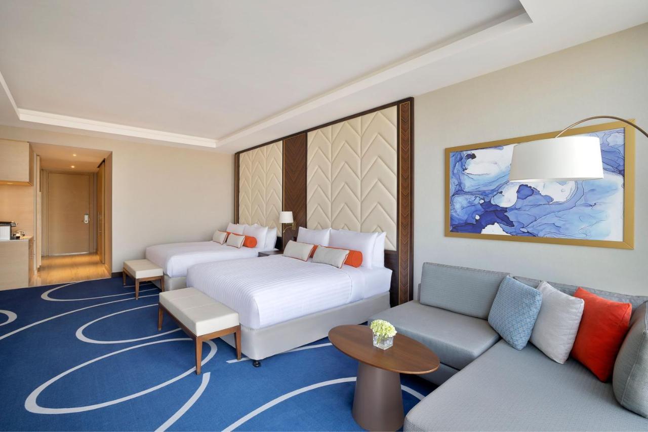 Jeddah Marriott Hotel Madinah Road Exterior photo Deluxe Room