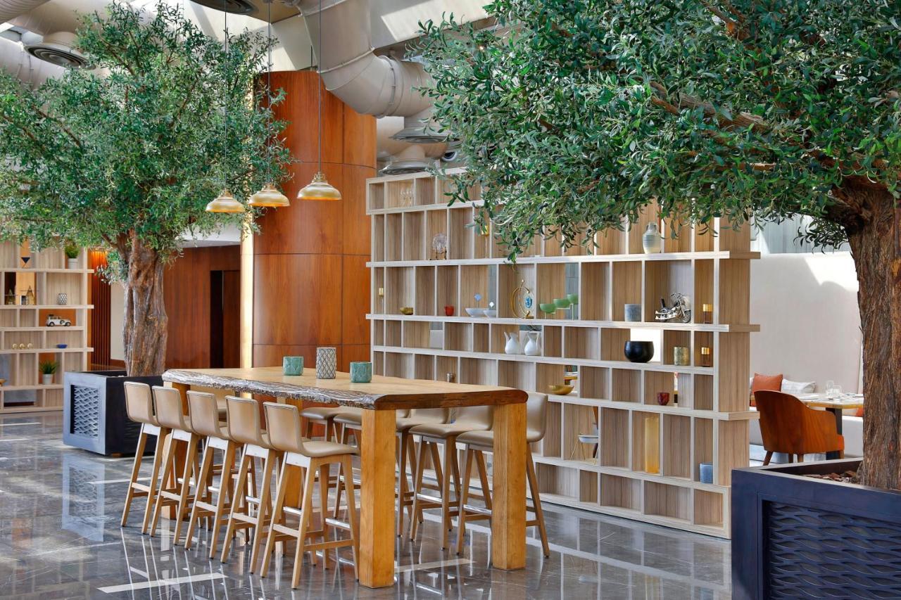 Jeddah Marriott Hotel Madinah Road Exterior photo The library